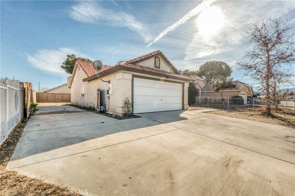 Property Photo:  36824 Pine Valley Court  CA 93552 