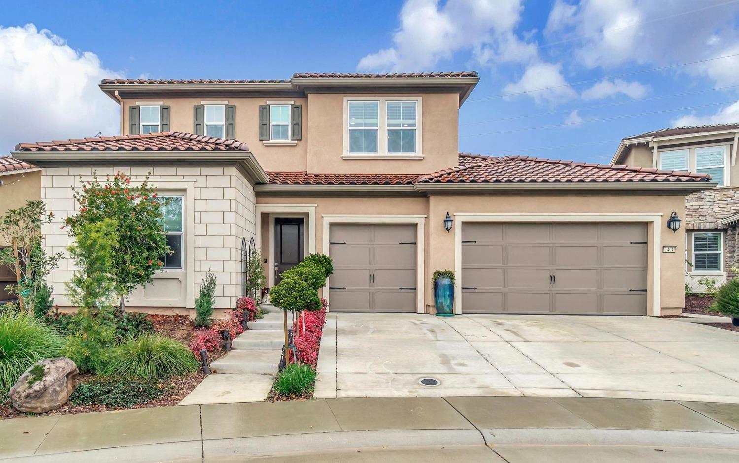 Property Photo:  1404 Lancome Court  CA 95630 