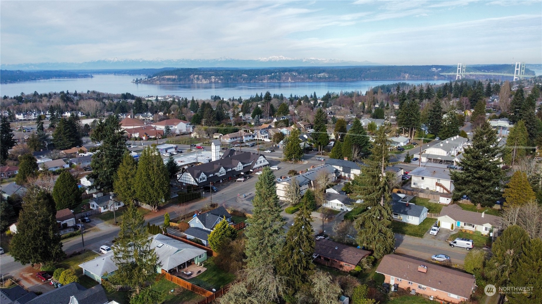 Property Photo:  2733 Mountain View Avenue W 2735  WA 98466 