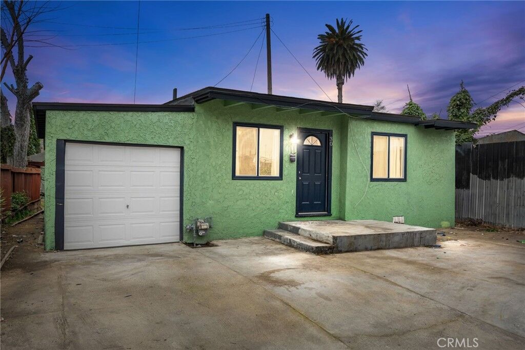 Property Photo:  430 W Fig Street  CA 90222 