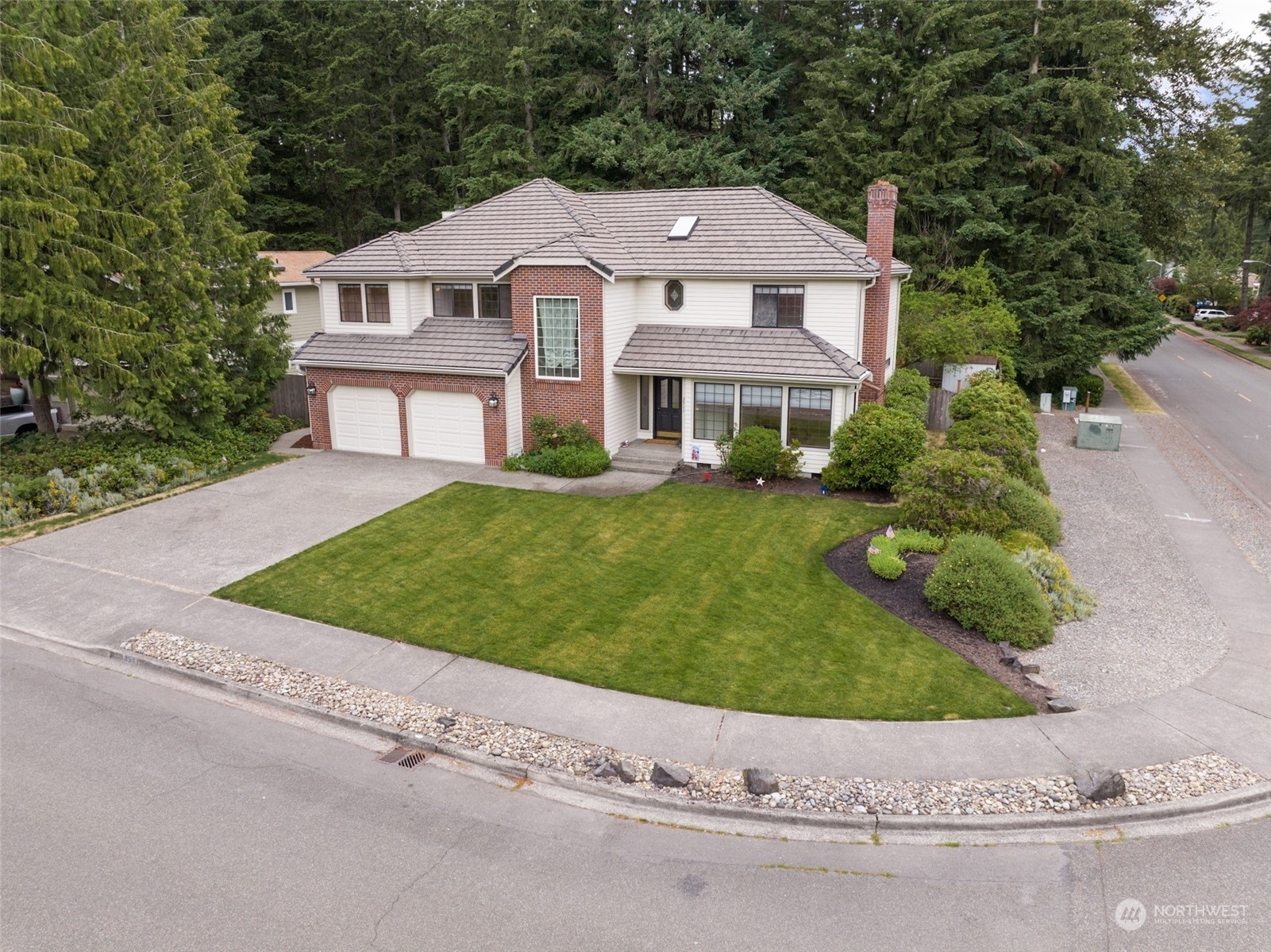 Property Photo:  3511 22nd Street SE  WA 98374 