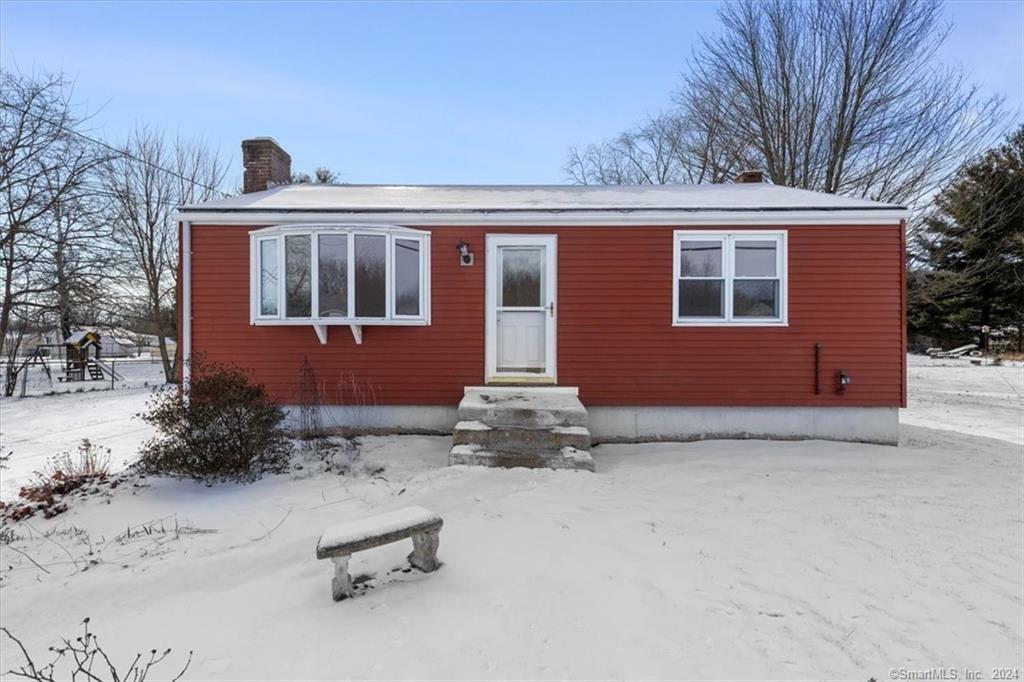 Property Photo: 367 Mile Lane CT 06457