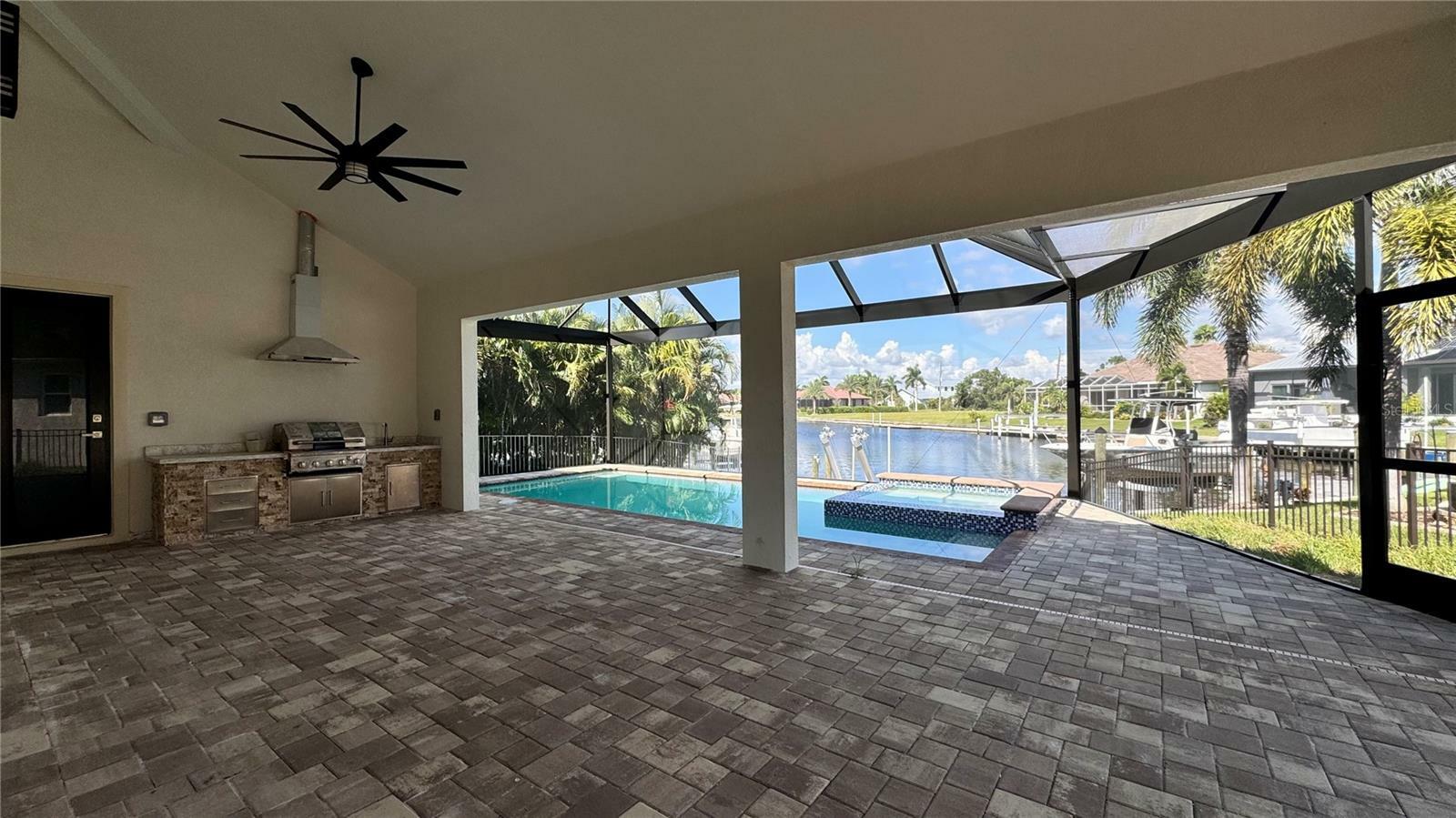 Property Photo:  432 Gun Cay Lane  FL 33950 