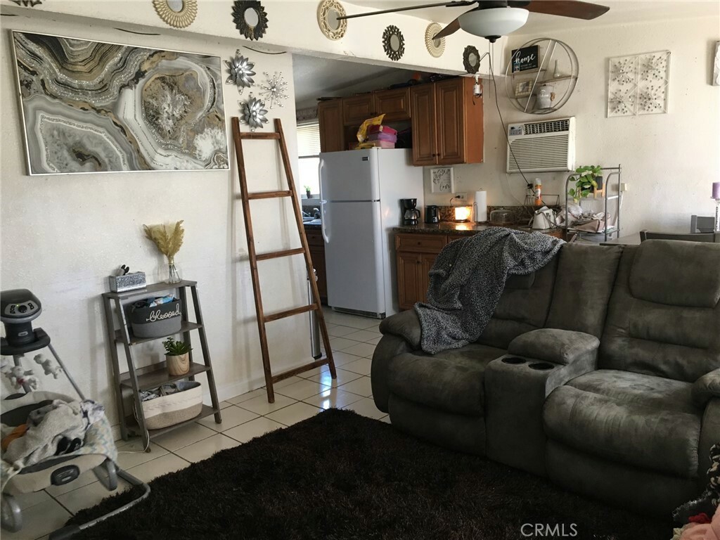 Property Photo:  356 W Sunview Avenue  CA 92262 