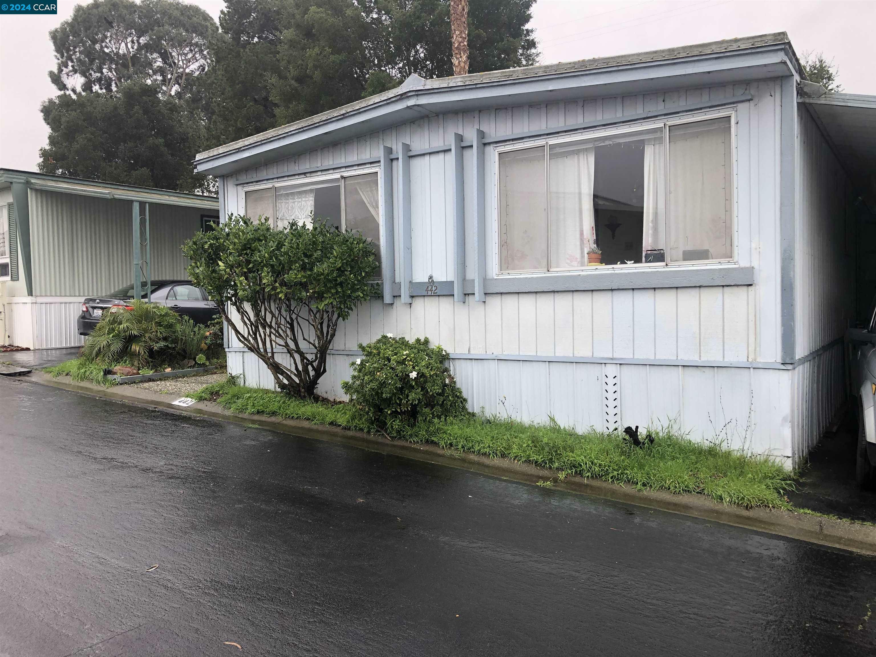 Property Photo:  16401 San Pablo Ave 442  CA 94806 