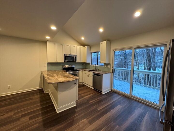 81 Fox Run  South Salem NY 10590 photo