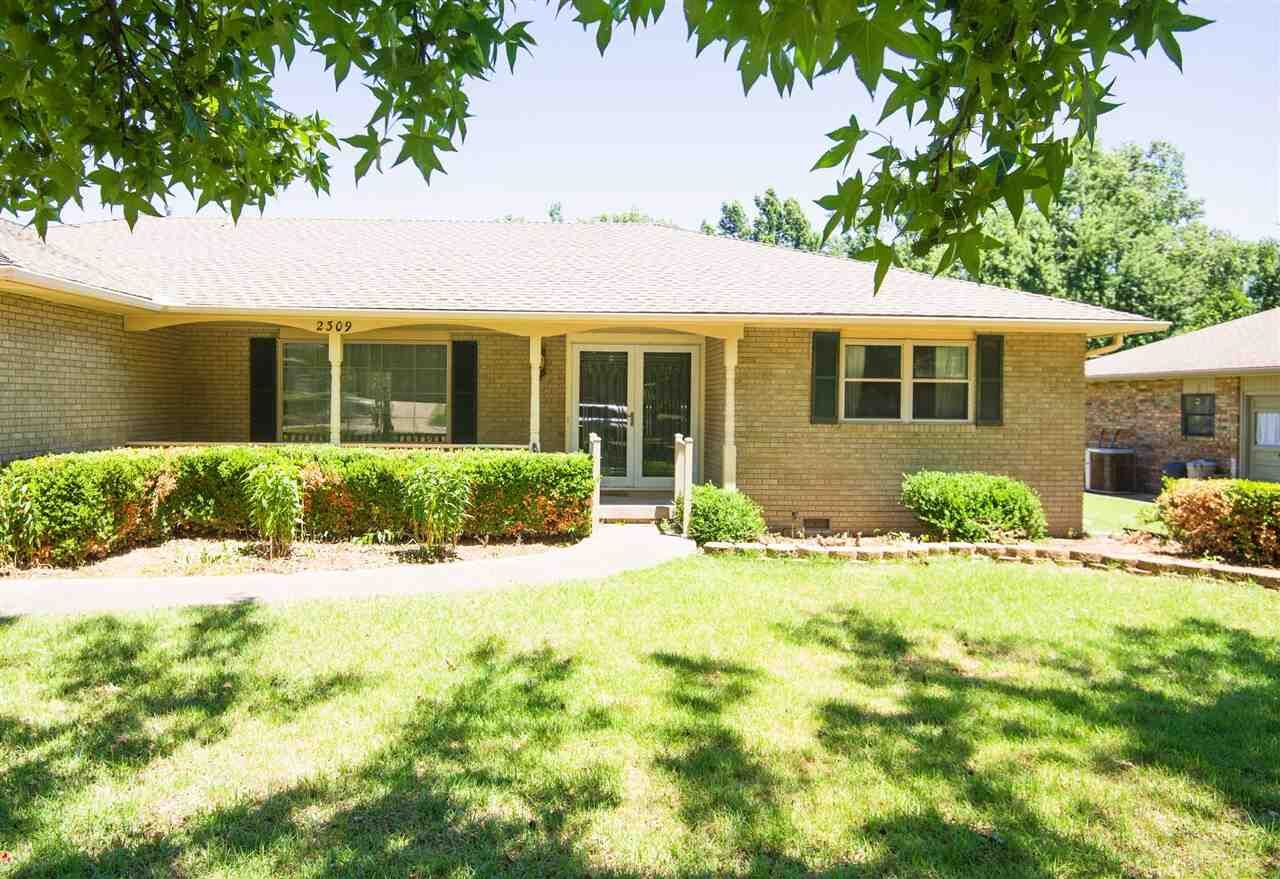 Property Photo: 2309 El Camino OK 74604