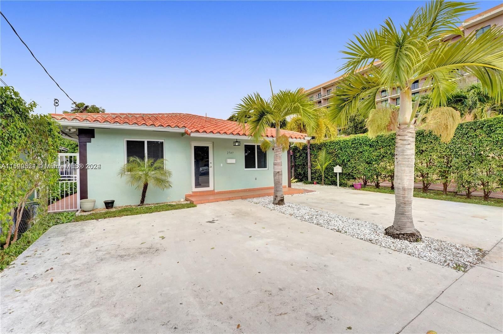 Property Photo:  2745 SW 17th St 2747  FL 33145 