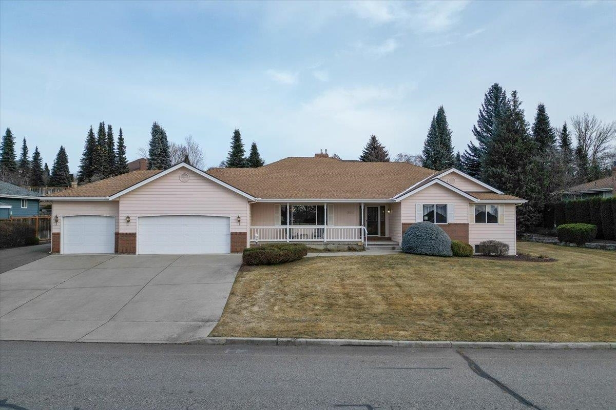 9910 N Comanche Dr  Spokane WA 99208 photo