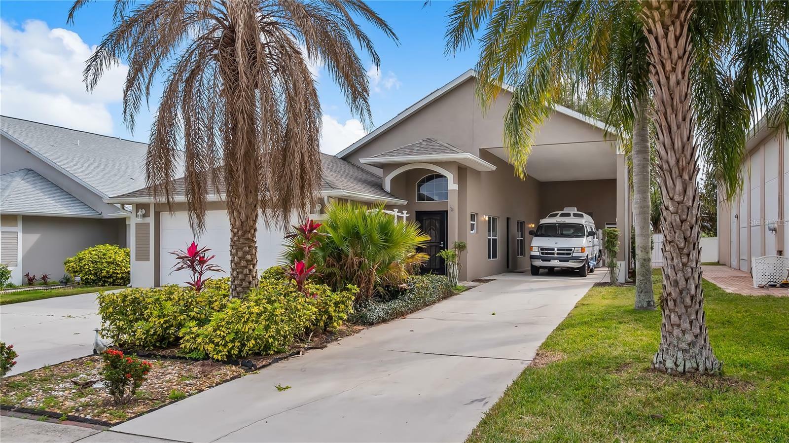 Property Photo:  16418 Citrus Parkway  FL 34714 