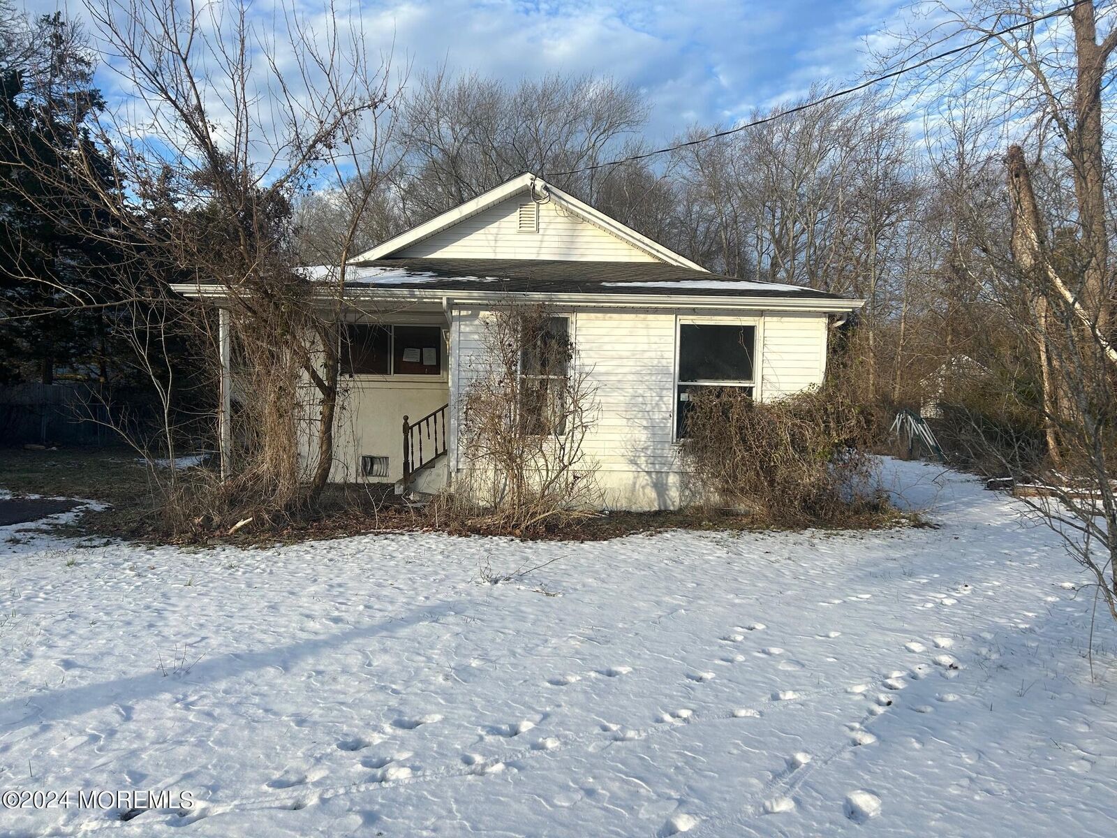Property Photo:  630 E Bay Avenue  NJ 08005 