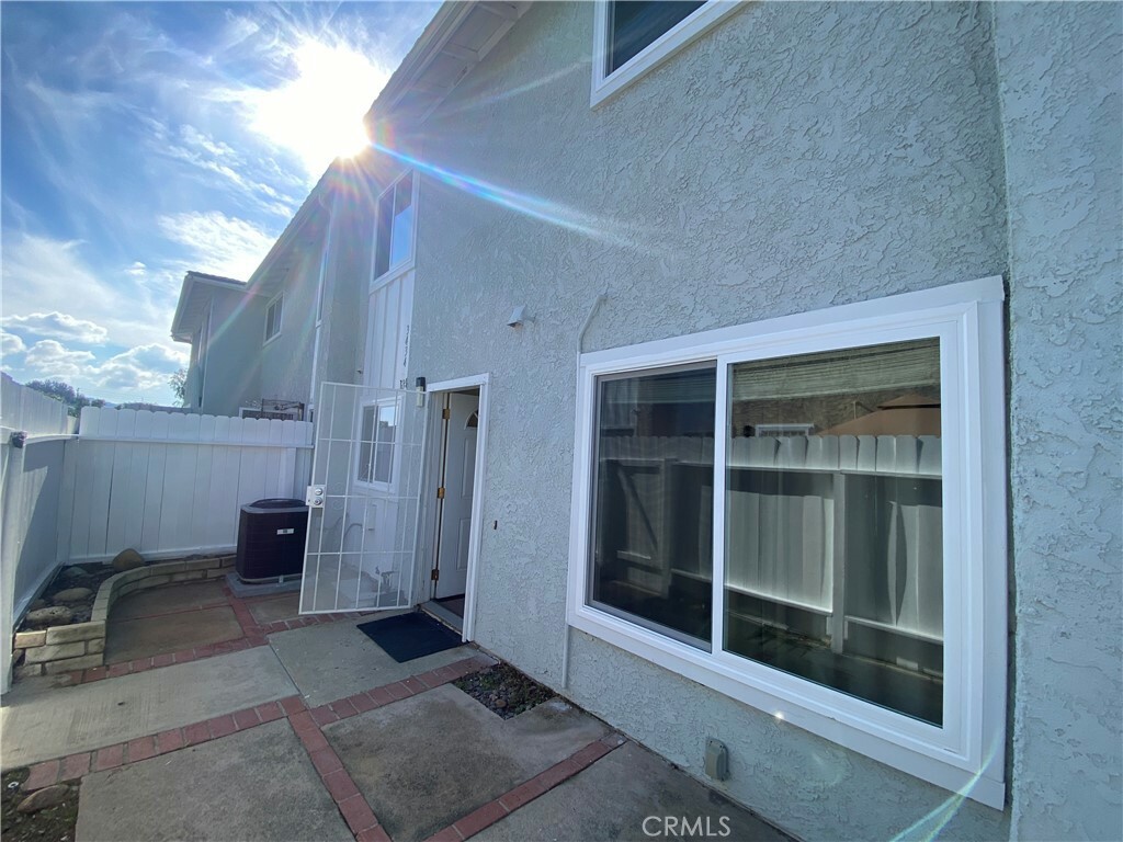 Property Photo:  3434 Highwood Court 184  CA 93063 