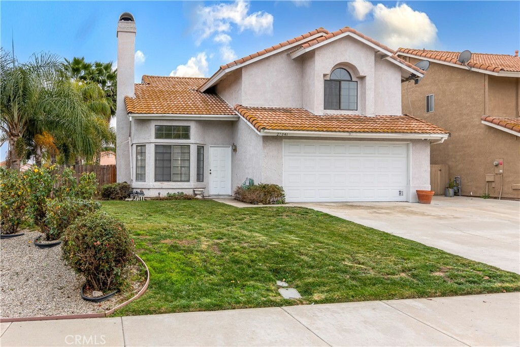 Property Photo:  27041 Ravenhill Ct  CA 92591 