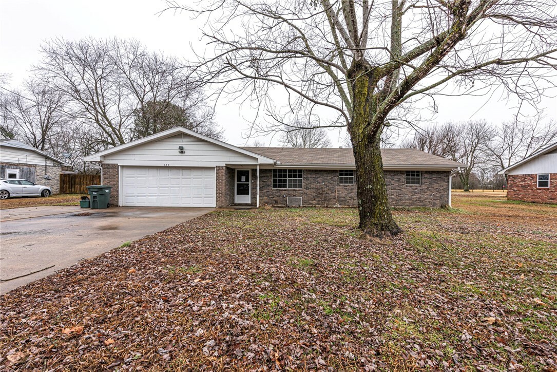 Property Photo:  662 Lake Sequoyah Drive  AR 72701 