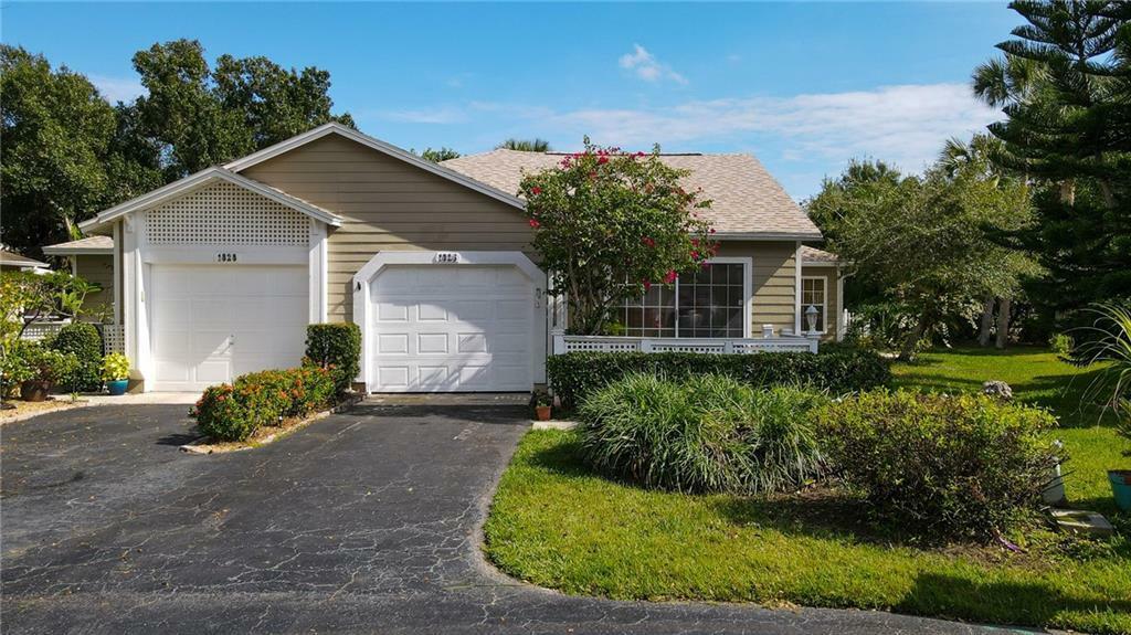 Property Photo:  1826 Sixty Oaks Lane  FL 32966 