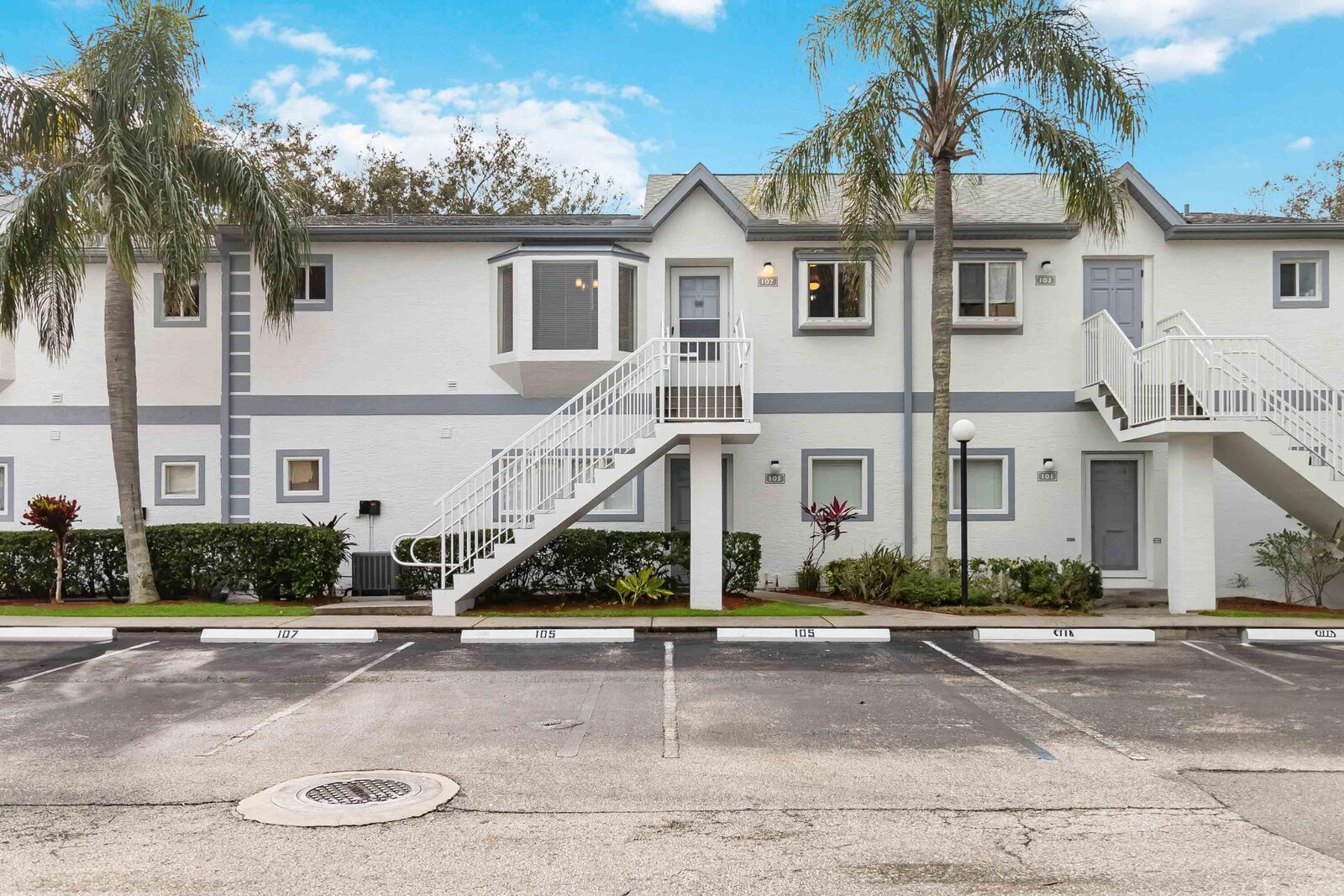 Property Photo: 107 Ocean Park Lane FL 32920