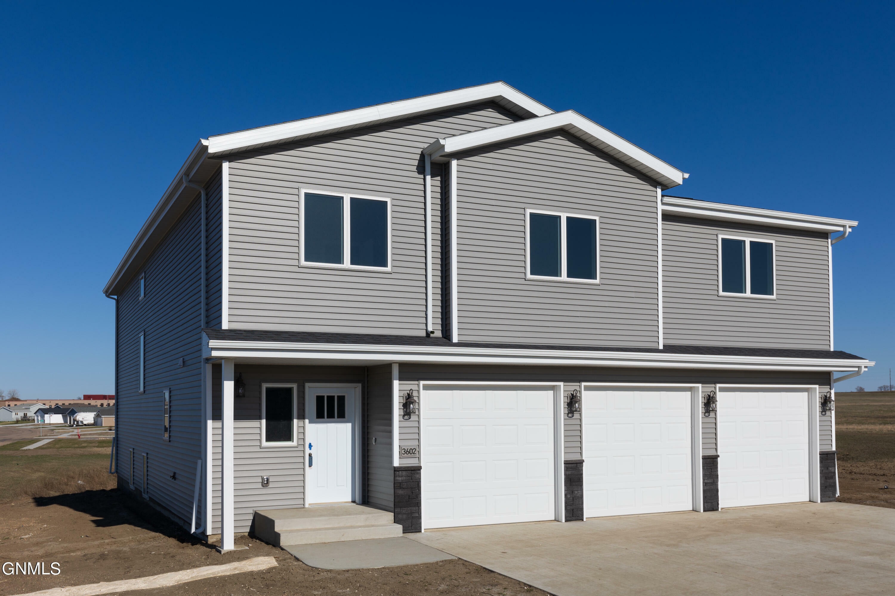 Property Photo:  3602 Doubleday Drive  ND 58503 