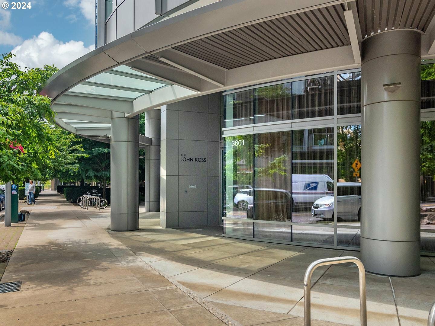 Property Photo:  3601 S River Pkwy 505  OR 97239 