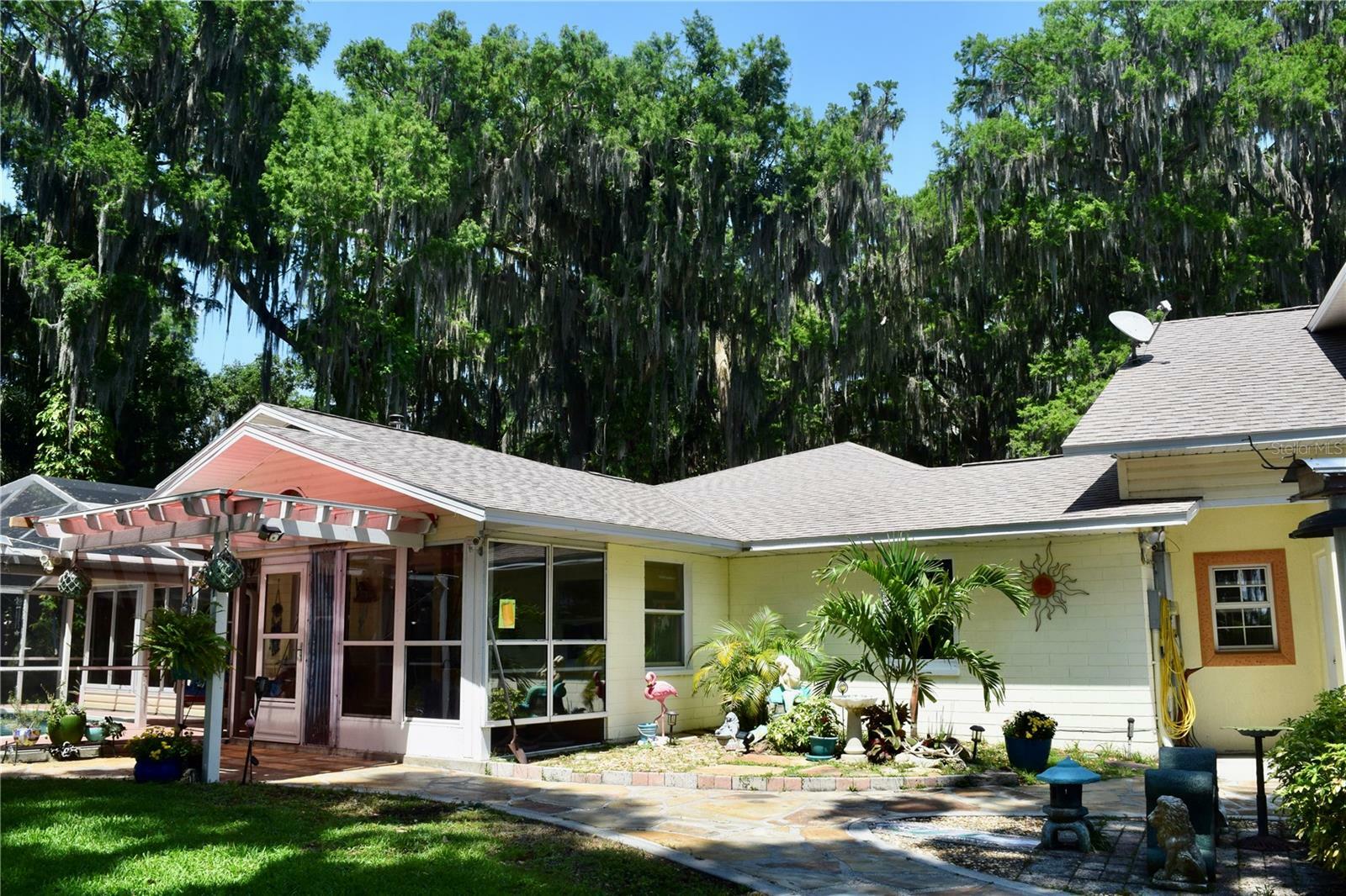 Property Photo:  11209 Dead River Road  FL 32778 