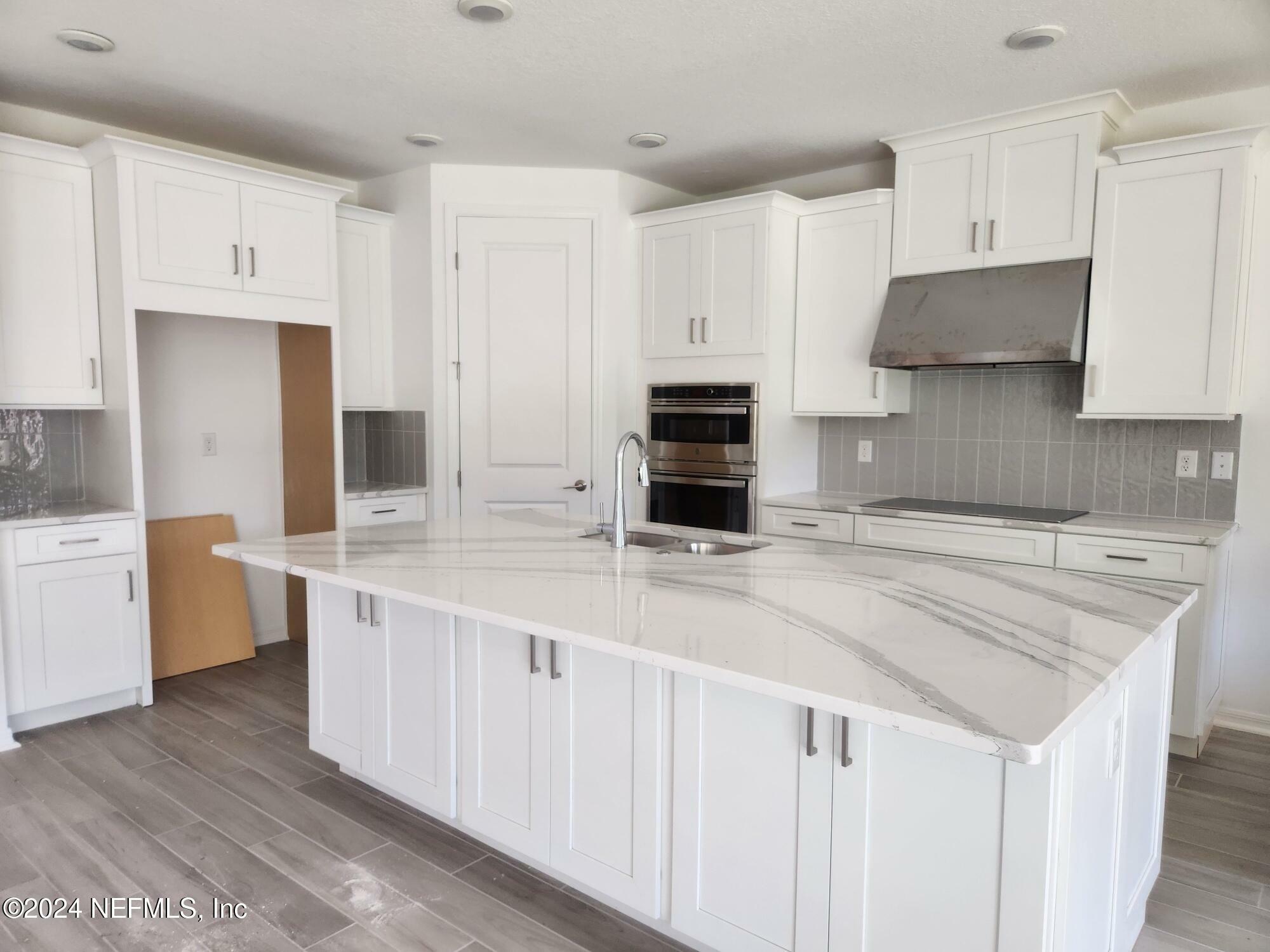 Property Photo:  3596 Melcon Farms Way  FL 32223 