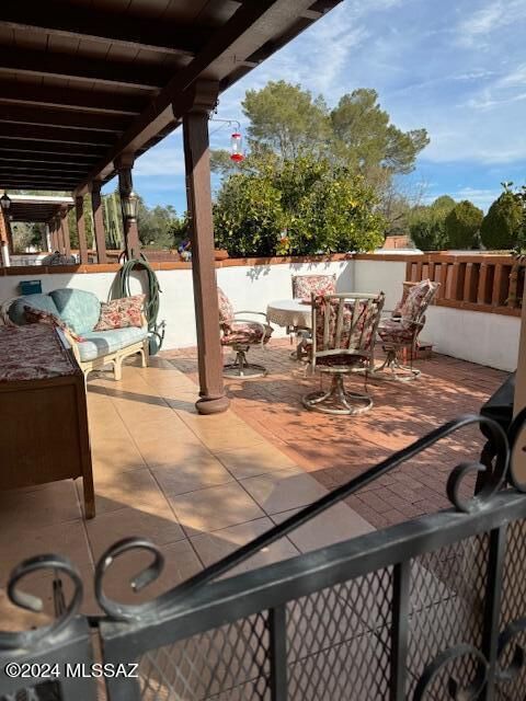 Property Photo: 276A S Paseo Sarta AZ 85614