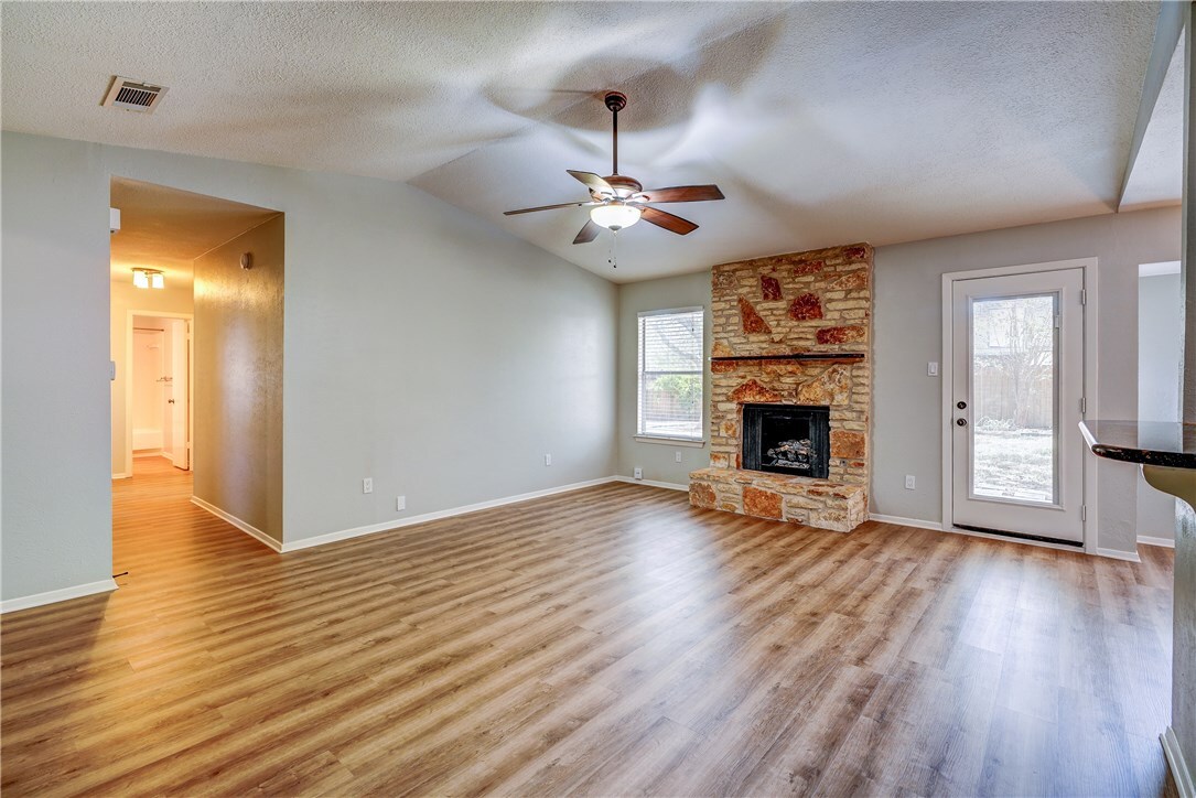 Property Photo: 3809 Skipton Drive TX 78727