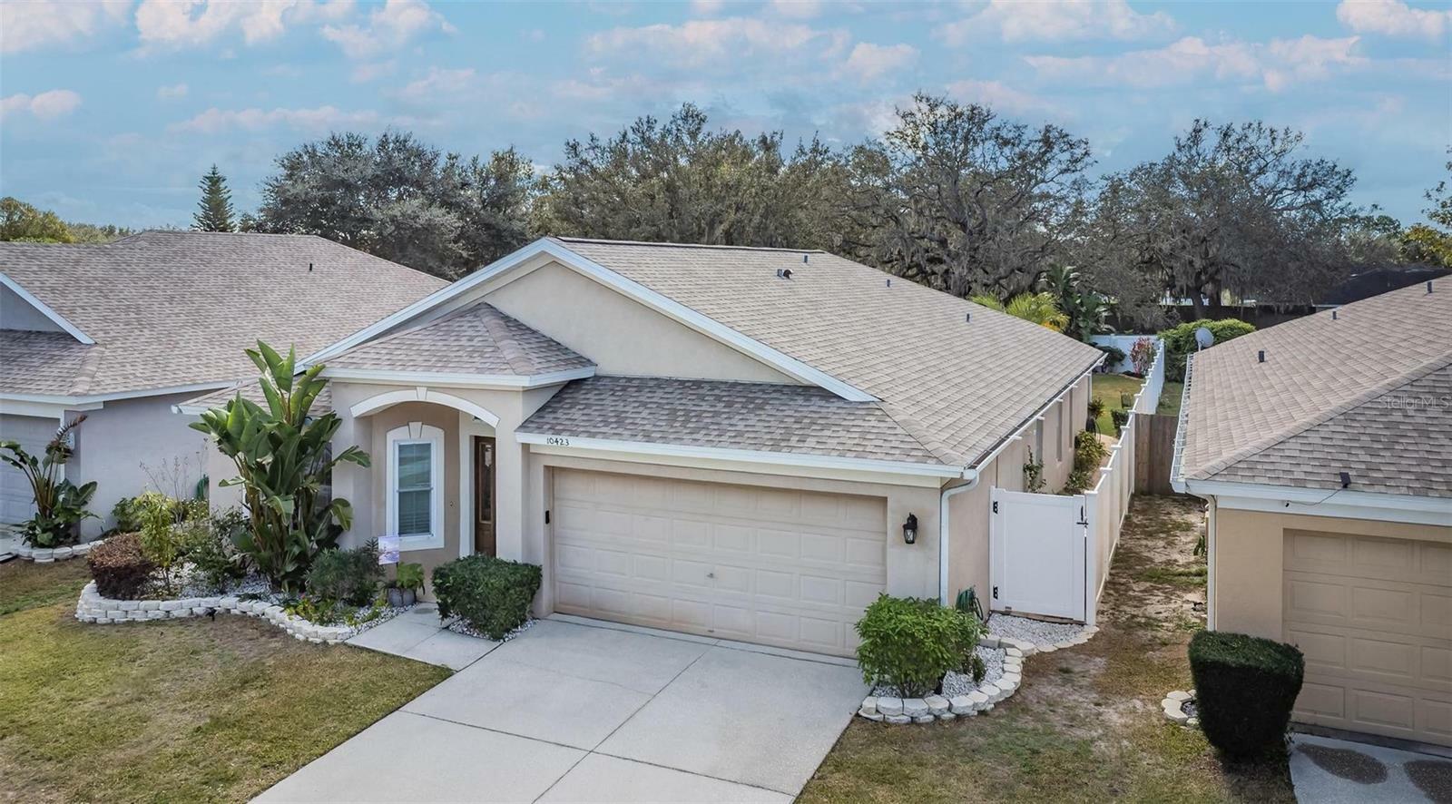 Property Photo:  10423 Soaring Eagle Drive  FL 33578 