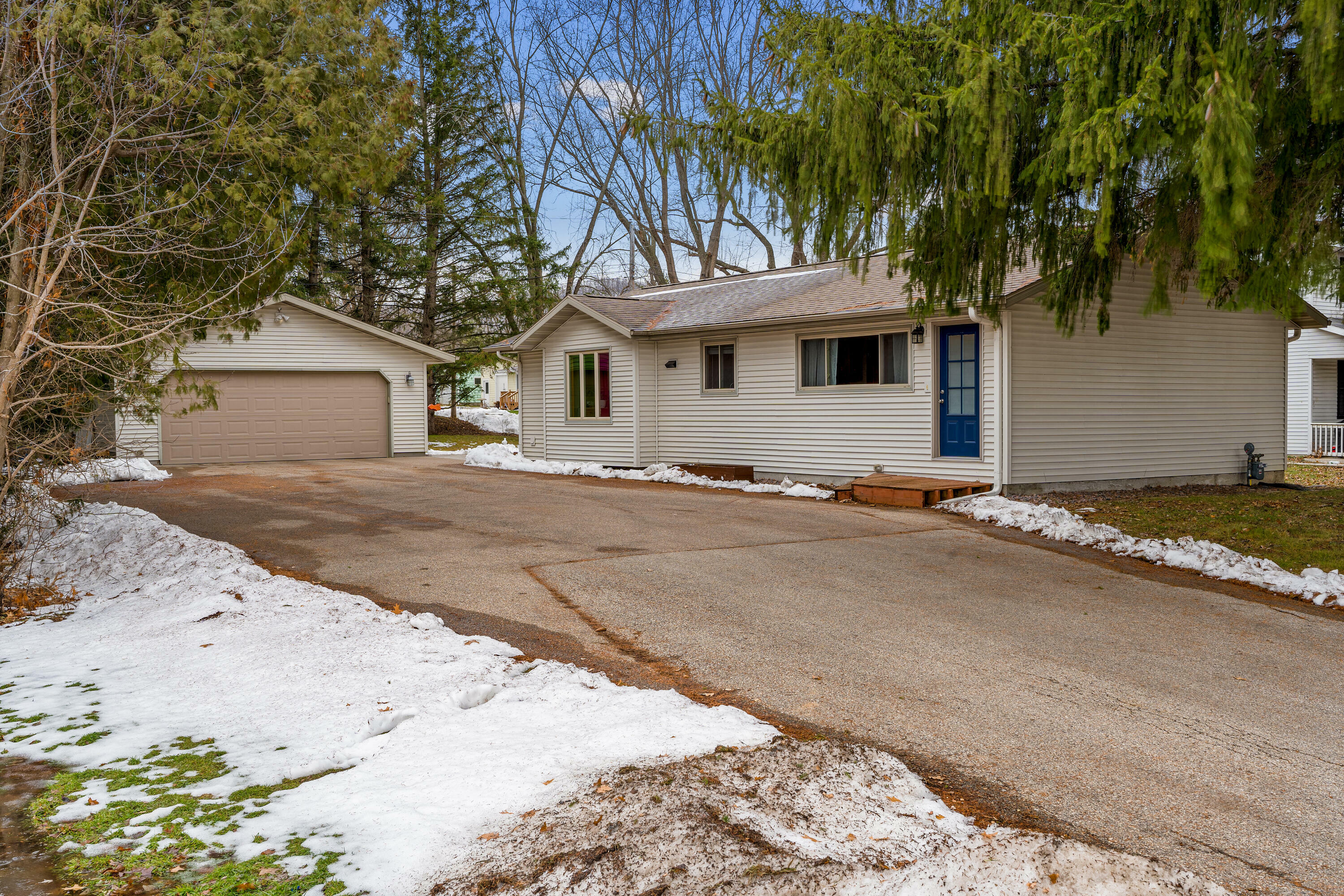 Property Photo:  4930 County Road B -  WI 54601 