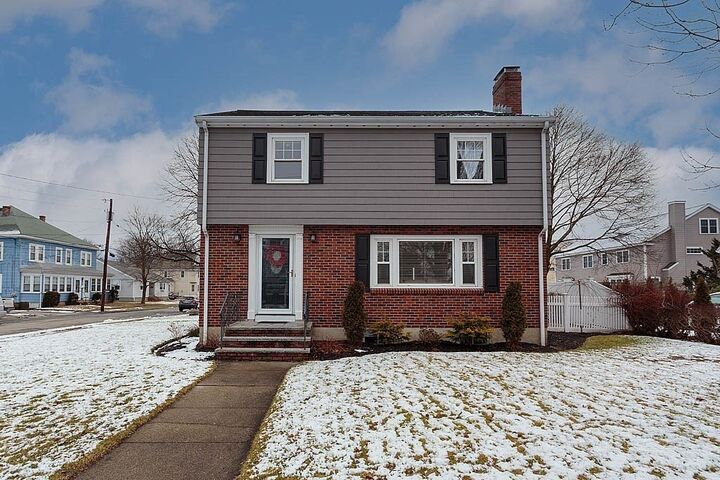 Property Photo: 85 Loring MA 01890