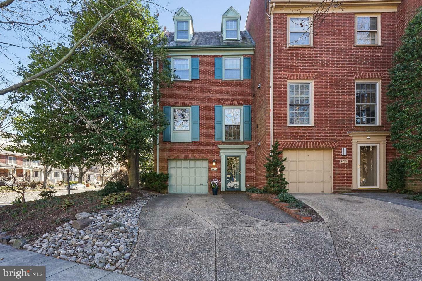 Property Photo:  3722 Jenifer Street NW  DC 20015 