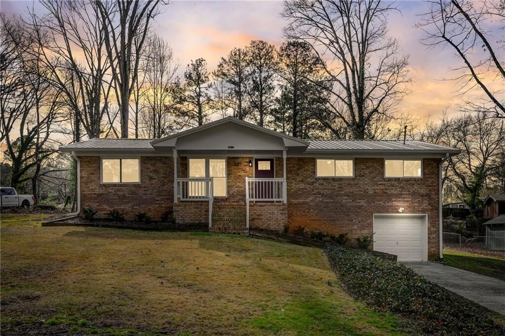 Property Photo:  2015 Maple Drive NW  GA 30144 