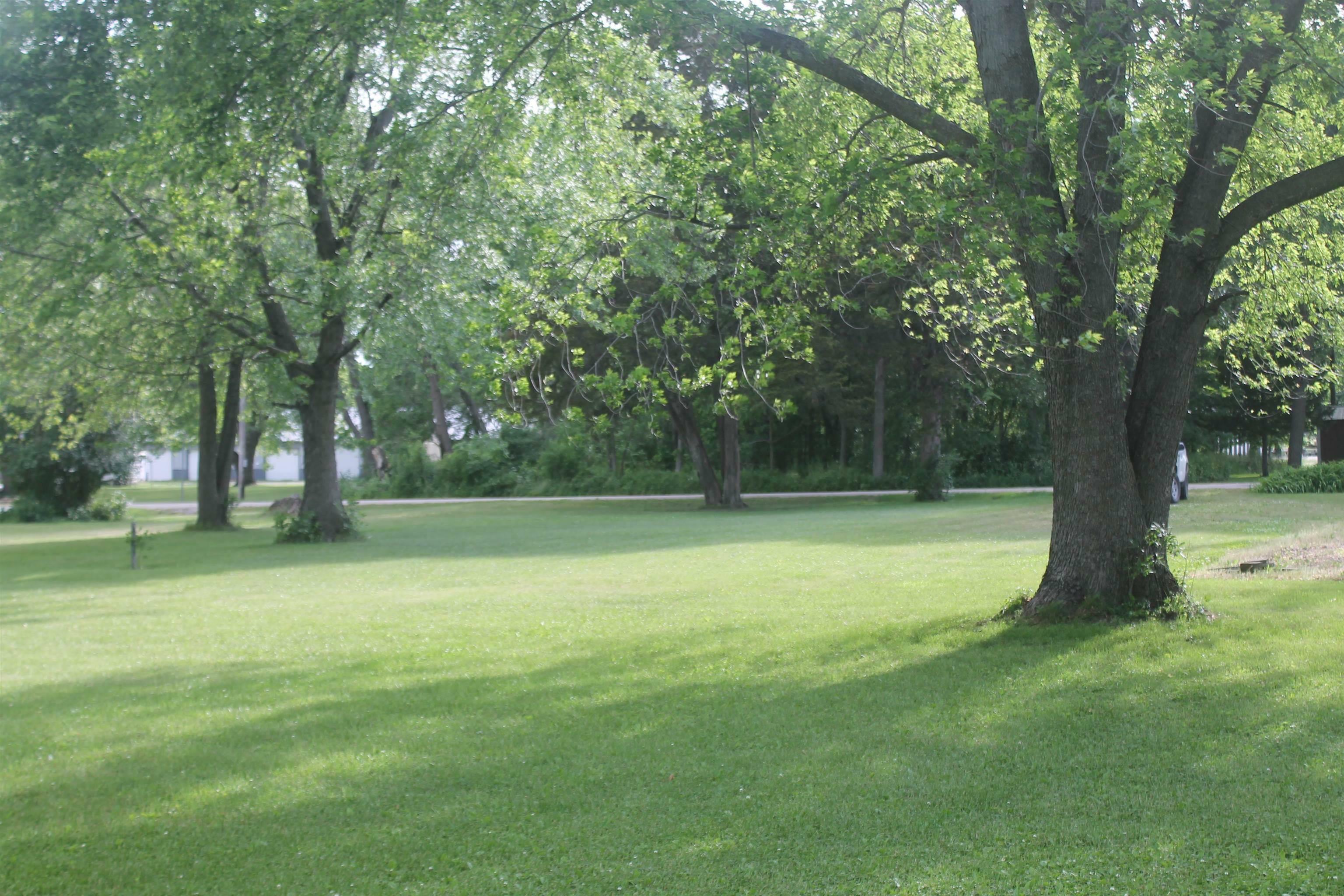 Property Photo:  105 &Amp 107 12th Ave NW  IA 50662 