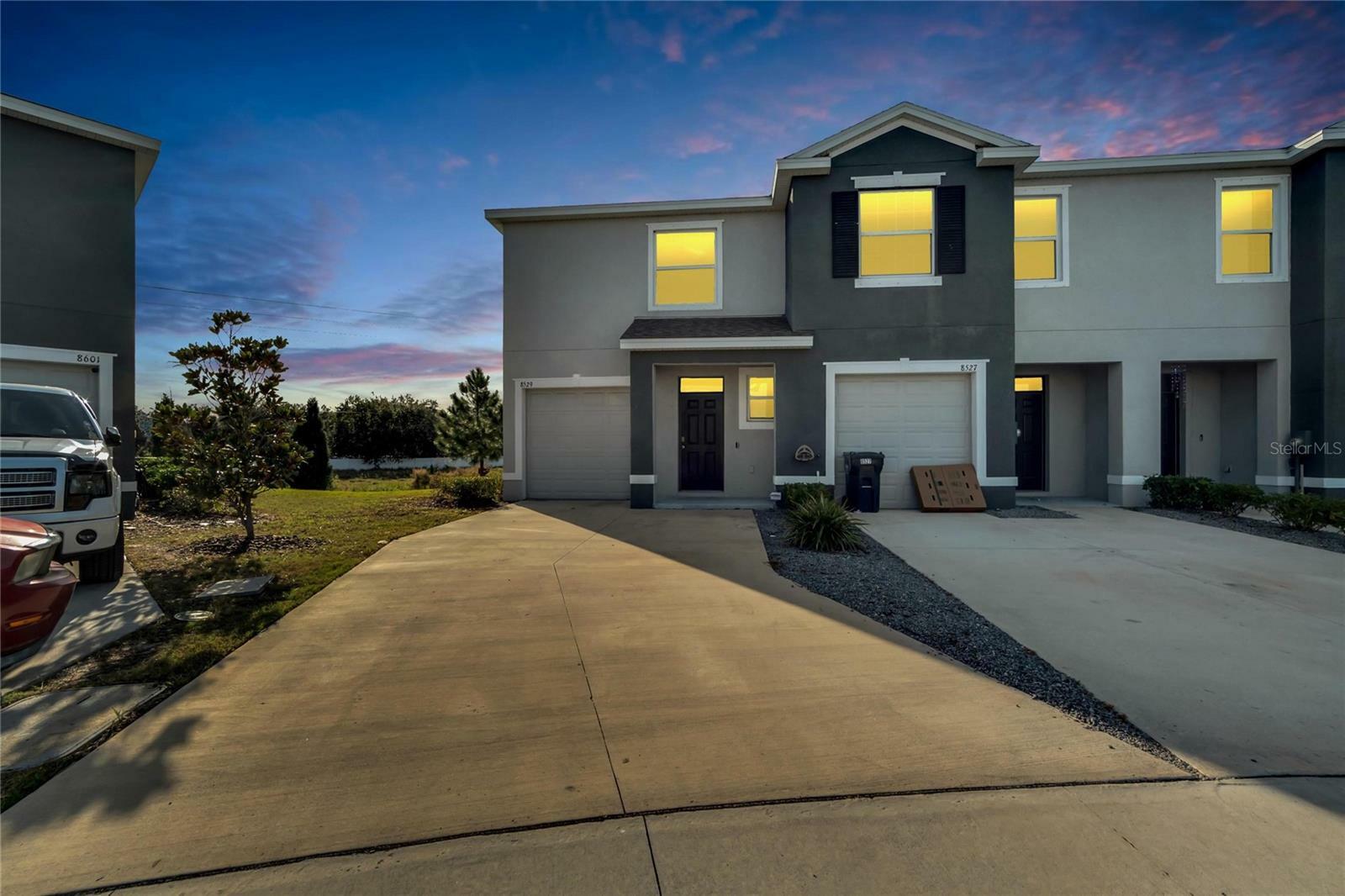Property Photo: 8529 Falling Blue Place FL 33578