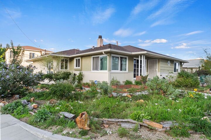 8071 Ellis Avenue  Huntington Beach CA 92646 photo