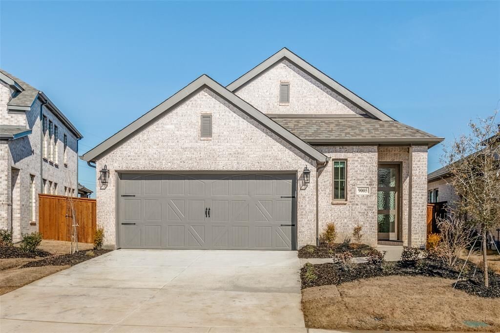 Property Photo: 9005 Buckeye Bend TX 75068