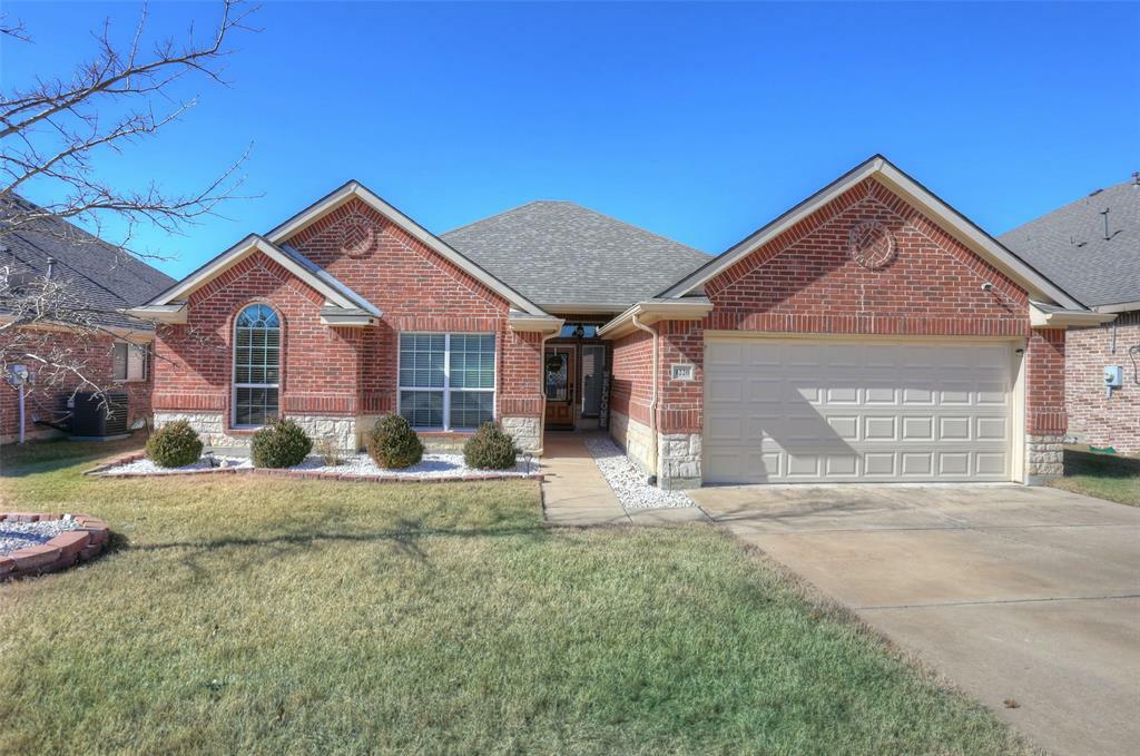 Property Photo:  1220 Hickory Bend Lane  TX 76108 