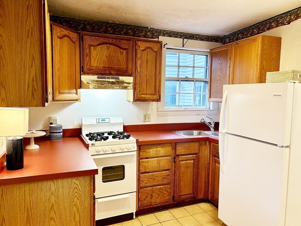 Property Photo:  8 Franklin St 7  MA 01945 