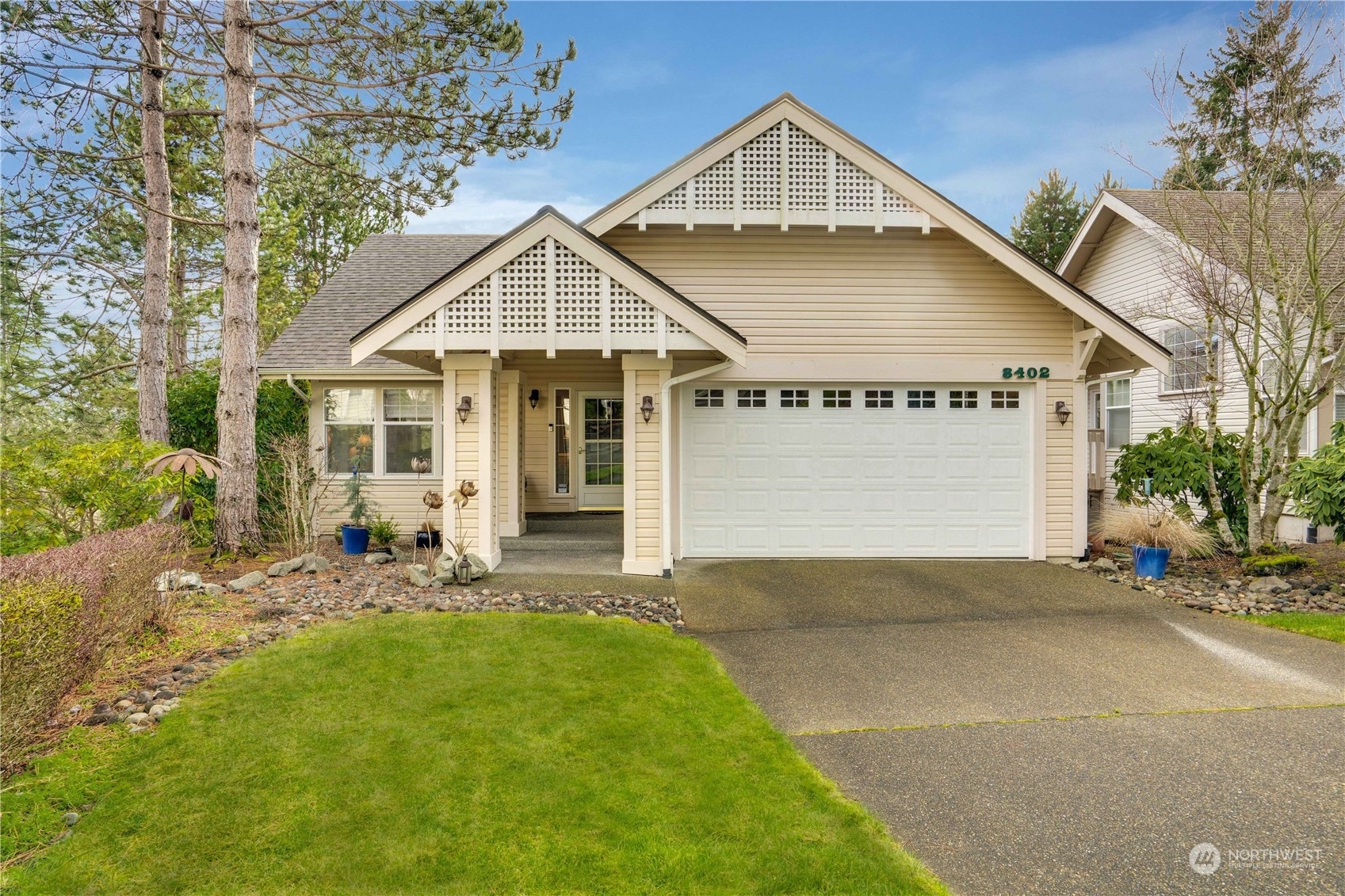 Property Photo:  8402 59th Street Ct W  WA 98467 