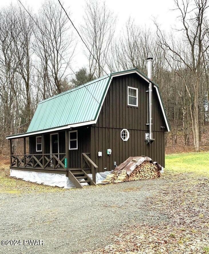 Property Photo:  1749 Wrighter Lake Road  PA 18465 