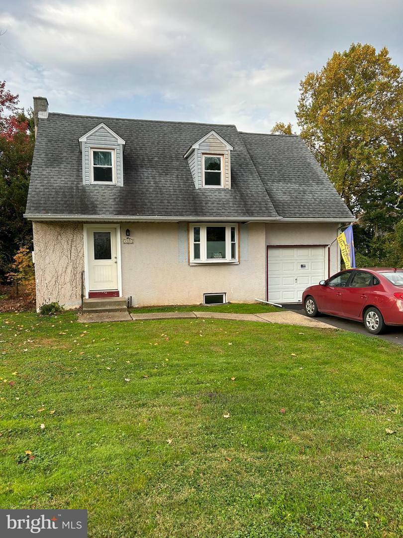 Property Photo:  32 Park Lane  PA 19053 