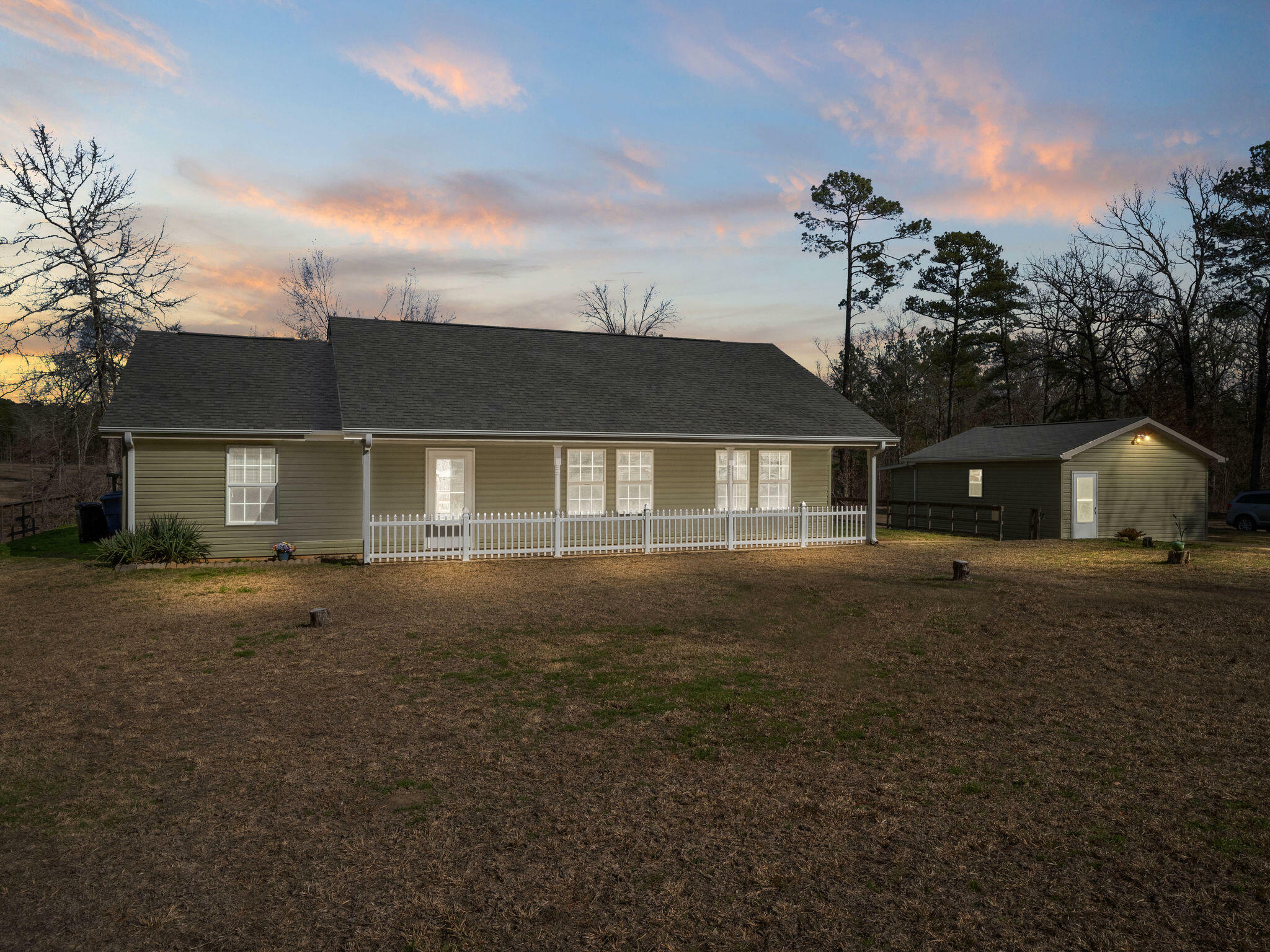 Property Photo:  691 Holly Grove Rd  LA 71403 