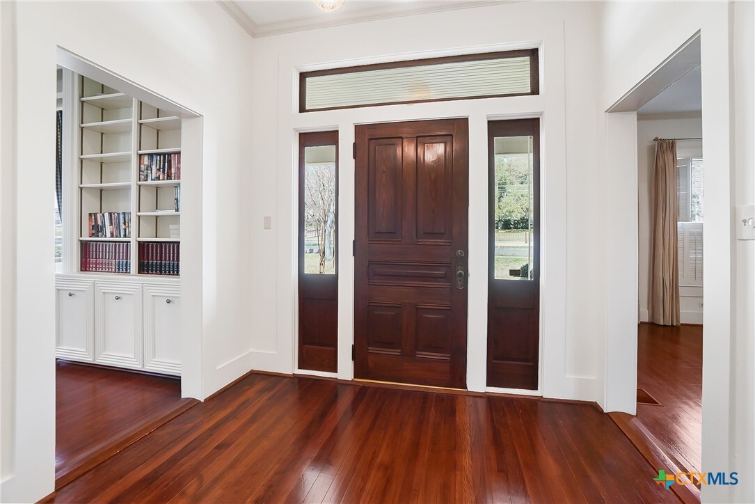 Property Photo: 819 Belvin Street TX 78666