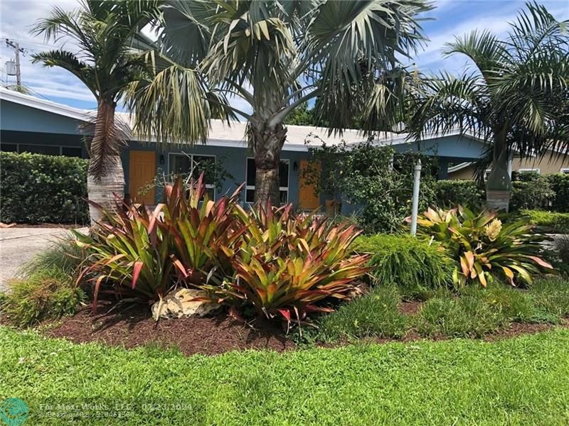 Property Photo: 1711 NE 60th St FL 33334