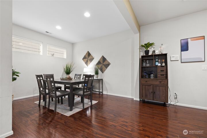 Property Photo: 4401 E Roosevelt Avenue WA 98404