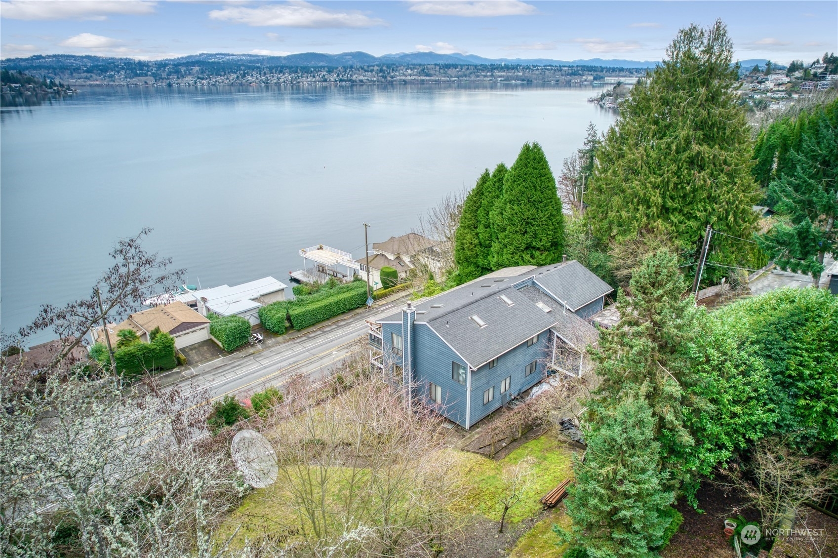 Property Photo:  6514 S Norfolk Street  WA 98118 