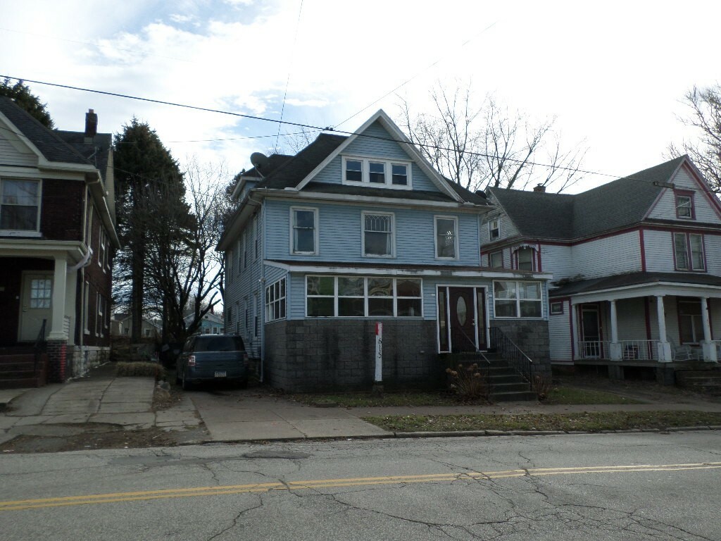 Property Photo:  615 W 4th Street  PA 16507 