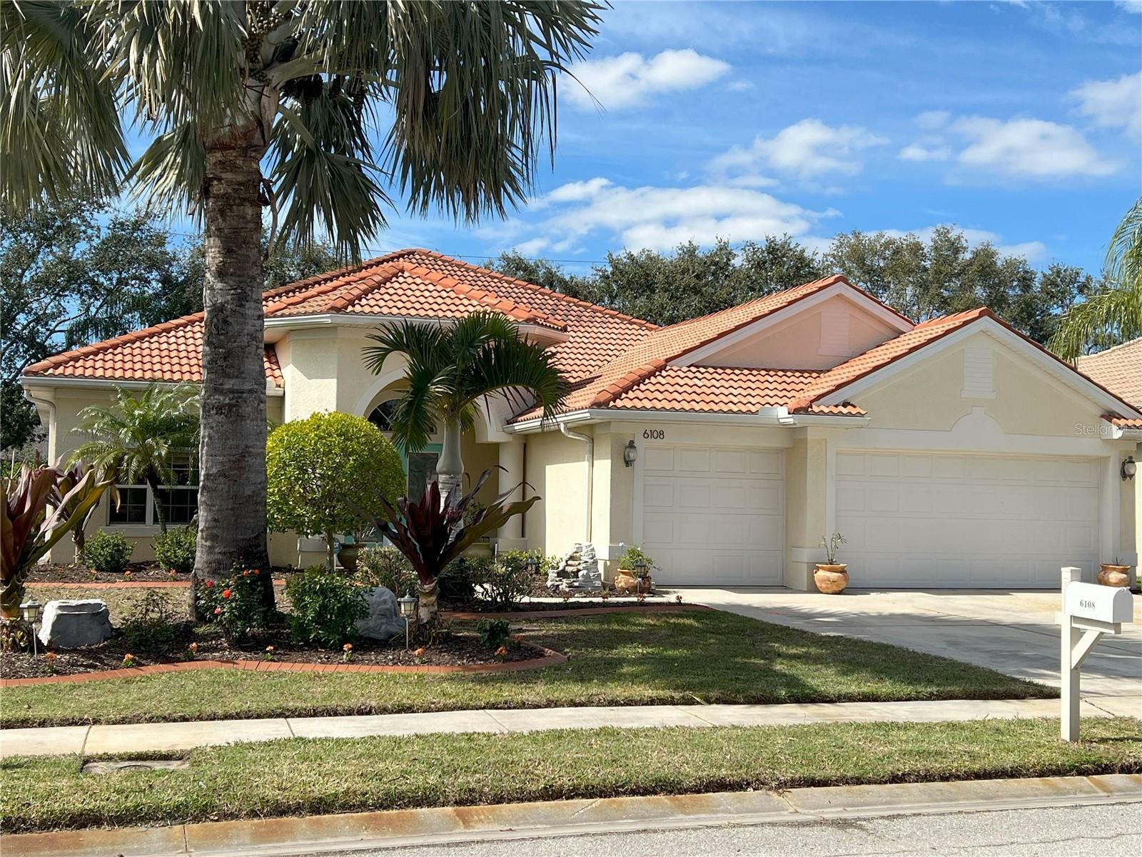 Property Photo:  6108 46th Street E  FL 34203 