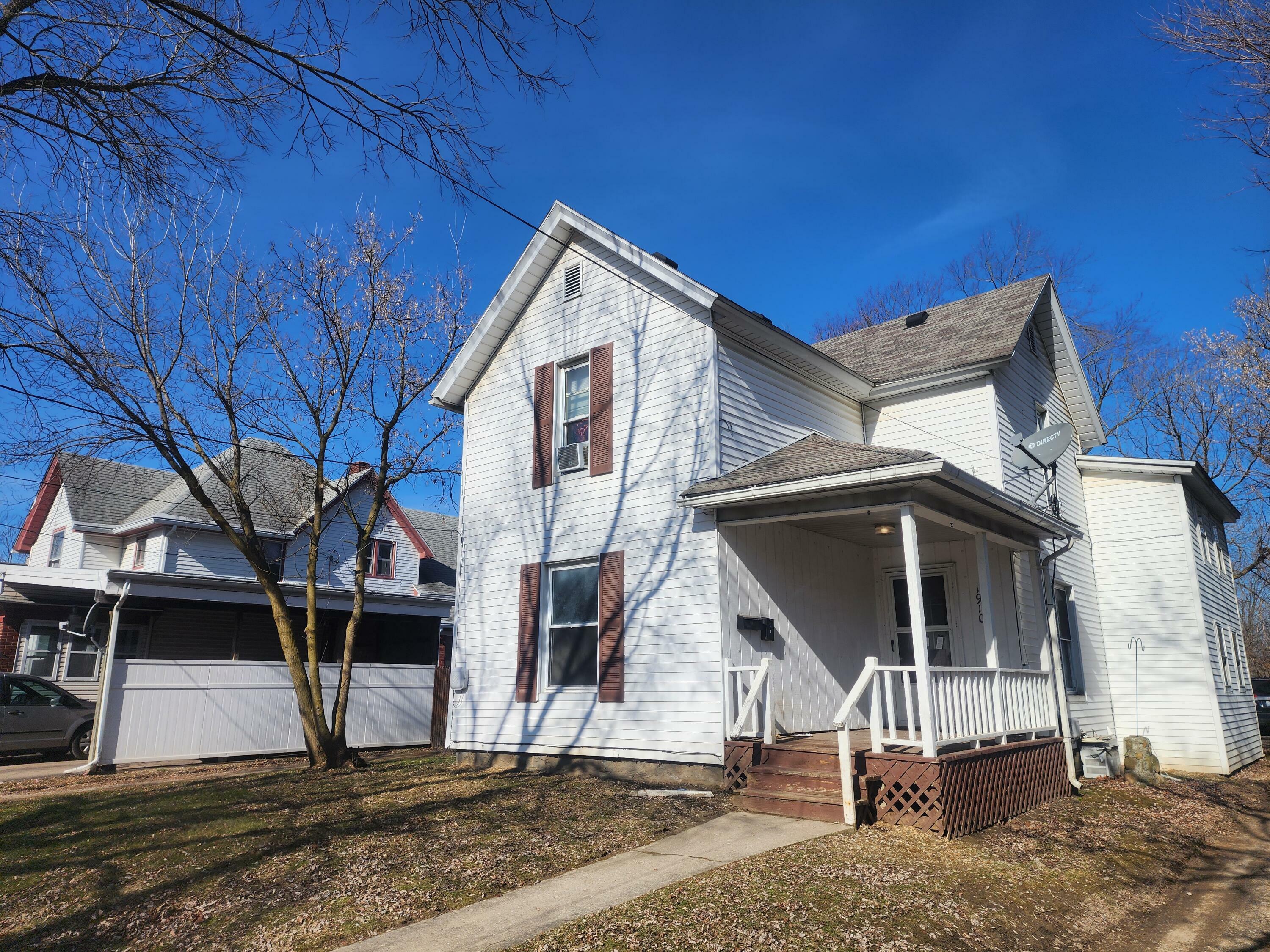 Property Photo:  1910 Pringle Avenue  MI 49203 