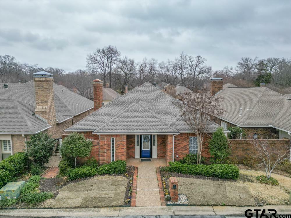 Property Photo:  3306 Saint James Ct  TX 75701 