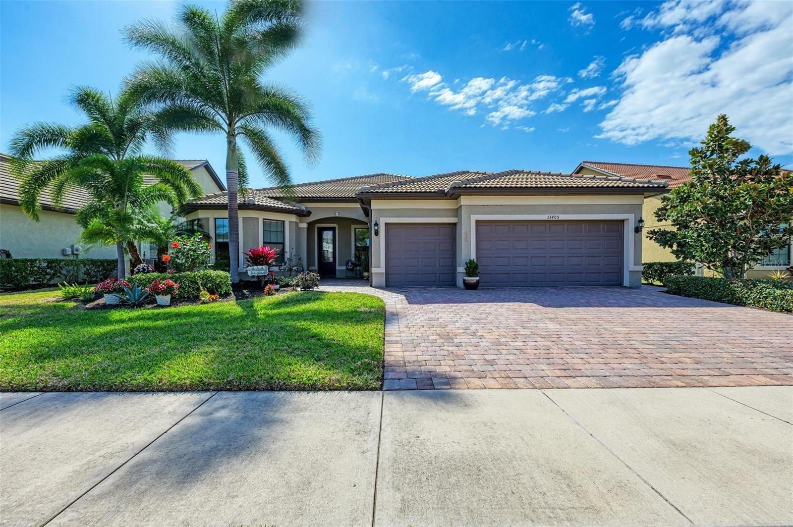 Property Photo:  13405 Orino Street  FL 34293 